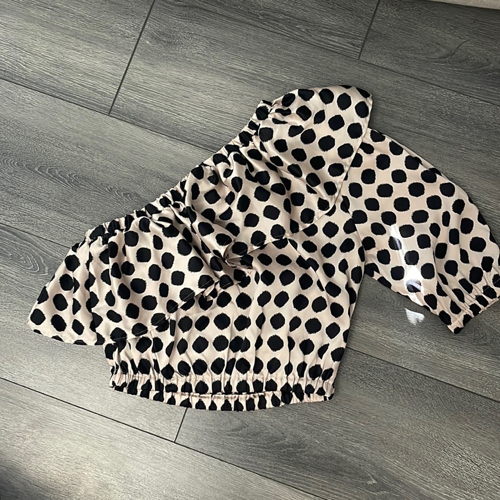 Mango Black and White Polka Dot One-Shoulder Crop Top - Picture 6 of 10